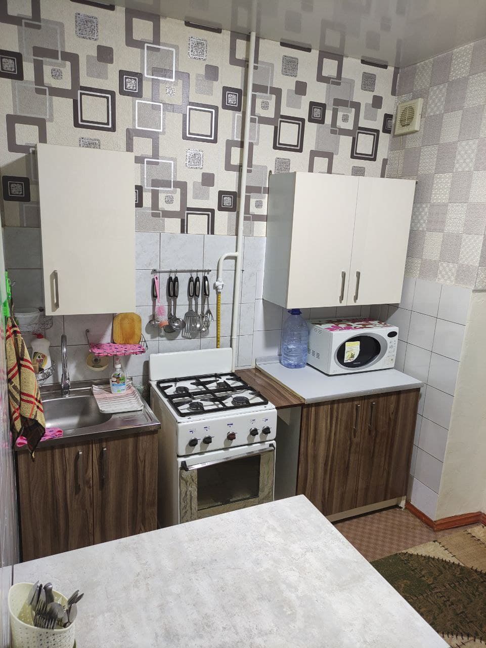 Tashkent, Mirzo Ulugbek District, Karasu Residential Area, 6-mavze, 5