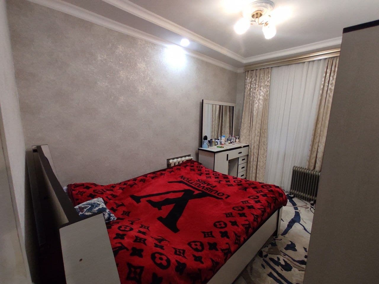 Tashkent, Yashnabad District, Mavlonо Riyoziy dahasi, 12