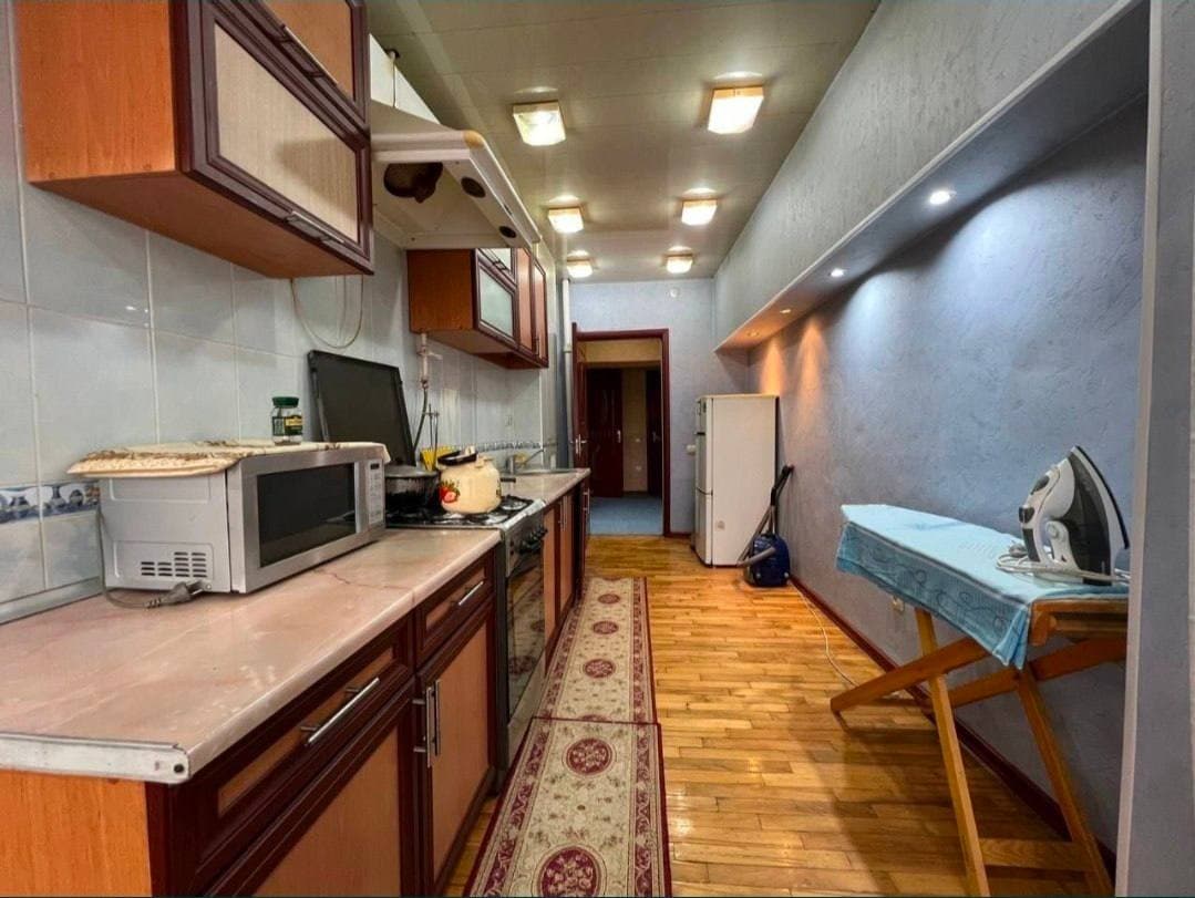 Tashkent, Buyuk Ipak Yuli Street, 3